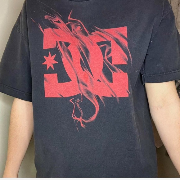 Vintage distressed T shirt - Picture 2 of 5